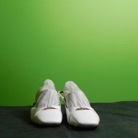 7.5 SIZE Sam Edelman Women's Tarra Pump Bright White Patent - Picture 2 of 5